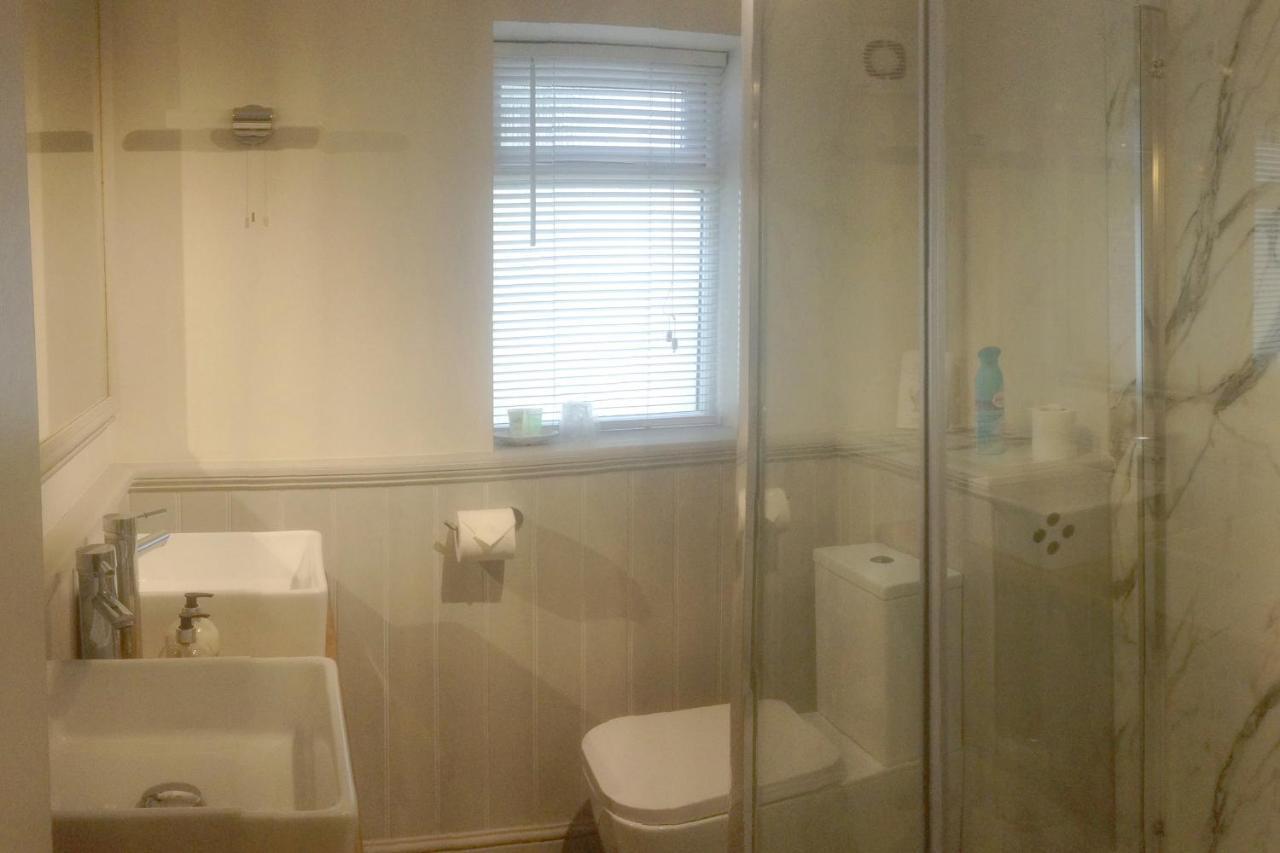 Beautiful Seaside One Bedroom Apartment Shaldon Exteriör bild